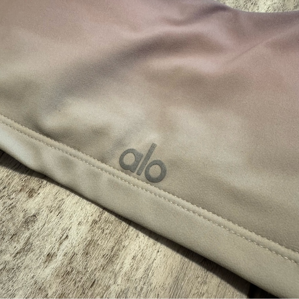 alo yoga vapor take charge bra small 2 4 ombré - Picture 3 of 6